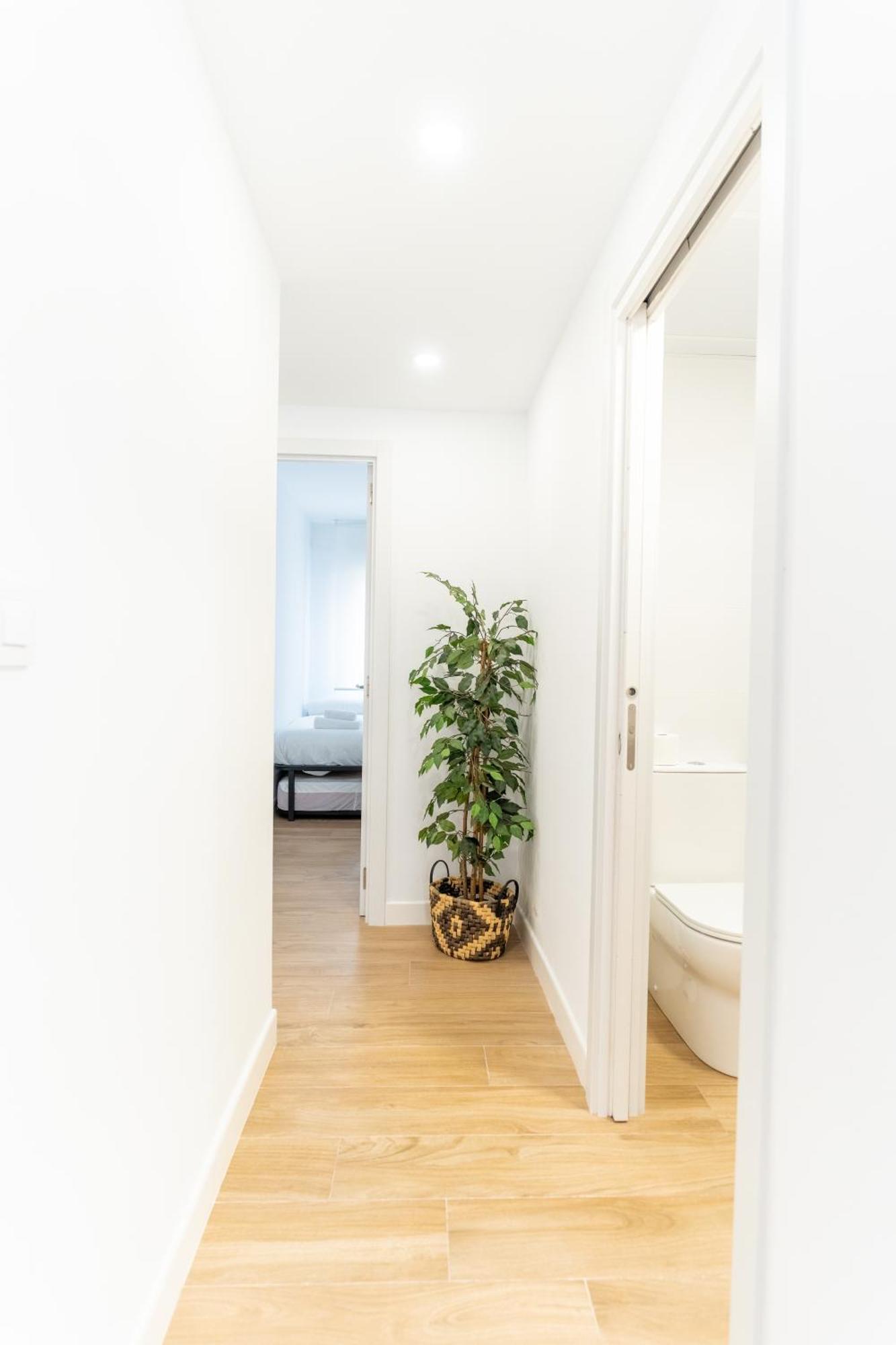 Casa En Primera Linea De Playa, En Paseo Maritimo Apartamento Almería