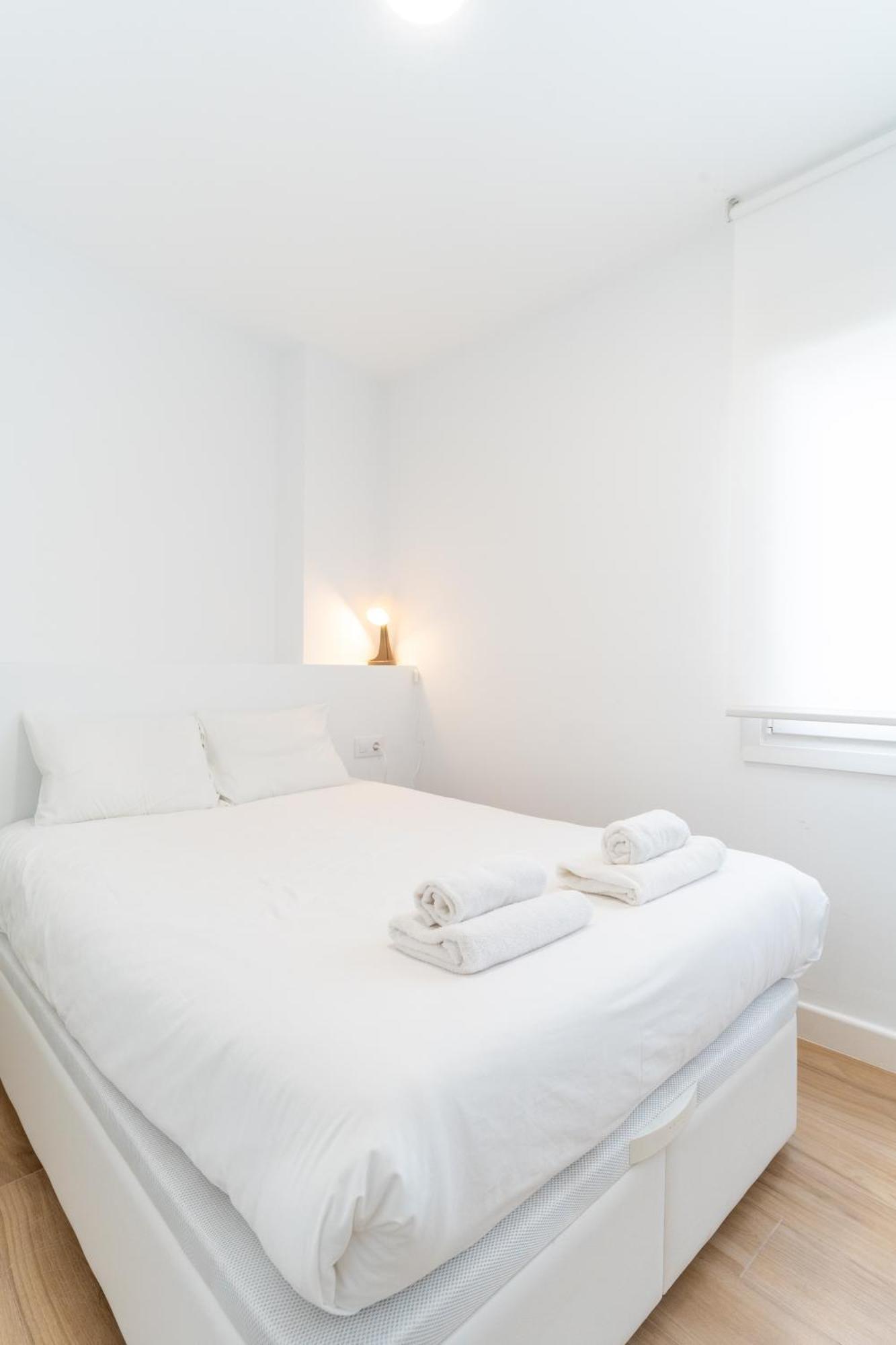 Casa En Primera Linea De Playa, En Paseo Maritimo Apartamento Almería